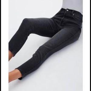 NWOT button Fly Mom Jeans